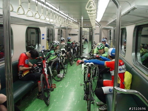 一個淚水.汗水.雨水.泥水......夾雜的雙北之旅