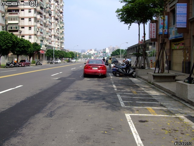 台北有錢沒地方停車,我可是有位置我也不停勒,,怎樣