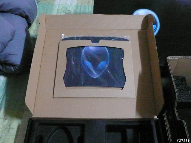 DELL Alienware M17x 十萬筆電一折搶訂事件記錄簿(含開箱文)
