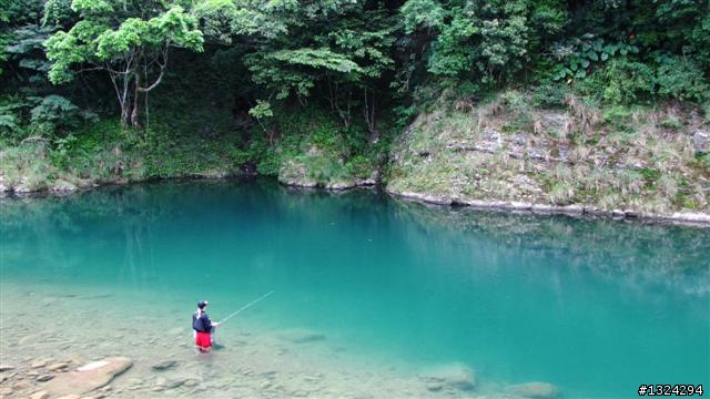 獨闖龍、虎雙潭