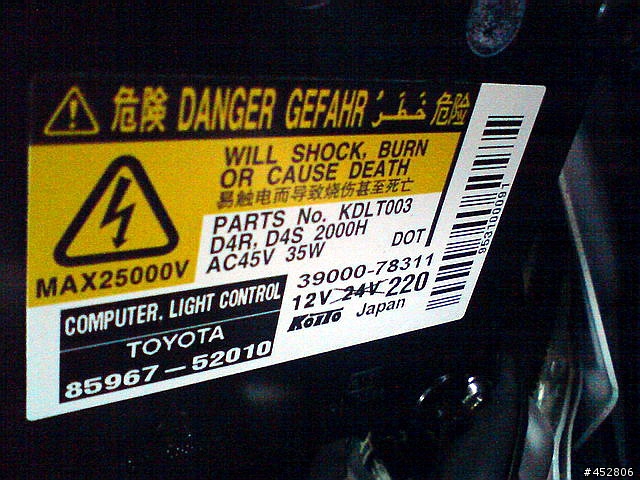 [開箱]2010年式 YARIS S版的另類開箱
