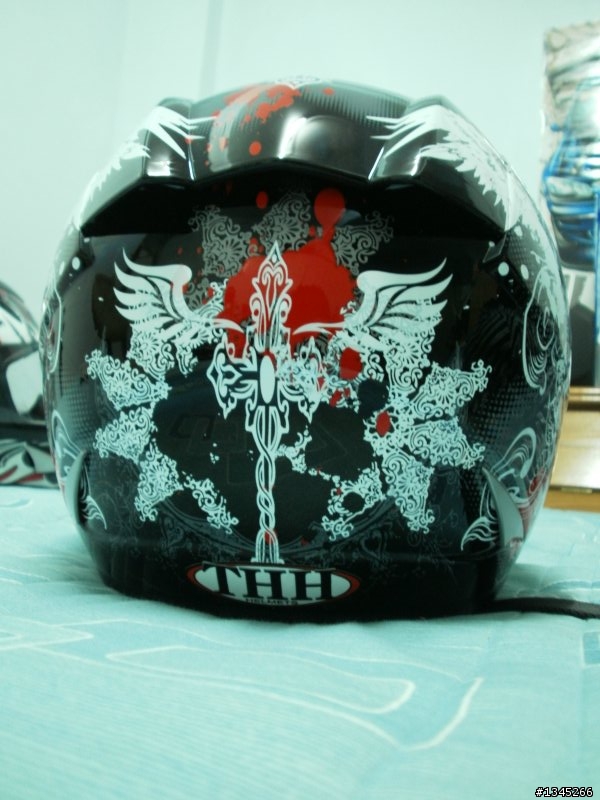 [開箱]THH TS-41 新塗裝...羊角惡魔?天使?