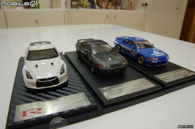 1/43 的 EBBRO 與 HPI 的比較圖