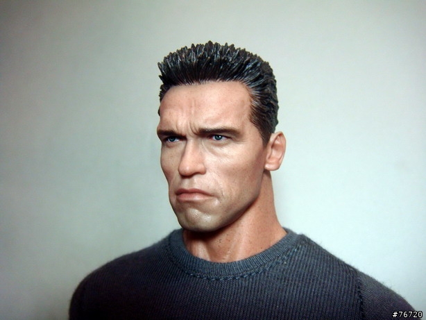 Hottoys 魔鬼終結者2  T-800 阿諾人偶 - 開箱分享