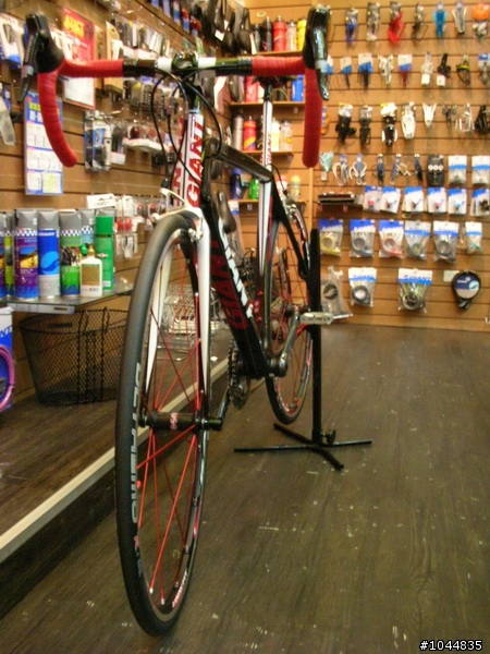 或許是今年最後一台的GIANT  TCR ADVANCED SL 1 ISP(ML)