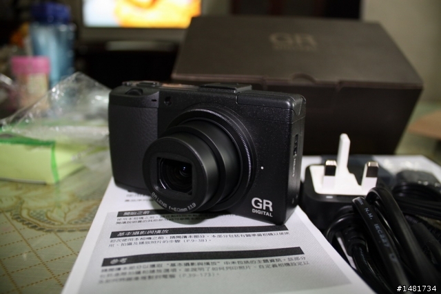 RICOH GR DIGITAL III﹝簡易開箱﹞