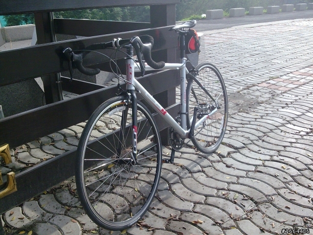 [未儲存文章] 有騎GT公路車的前輩.同好嗎?