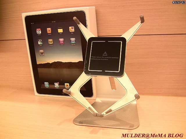 [MoMo桑分享] LUXA2 H4 Holder:iPad 最棒的iPad桌上立架/支架 !!