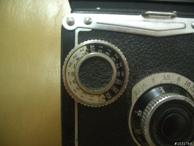遲了約45年的開箱文  YASHICA-A