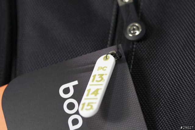 [分享]我的MBP17"的新家～Booq-Boa Squeeze