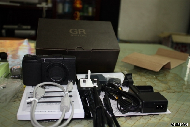 RICOH GR DIGITAL III﹝簡易開箱﹞