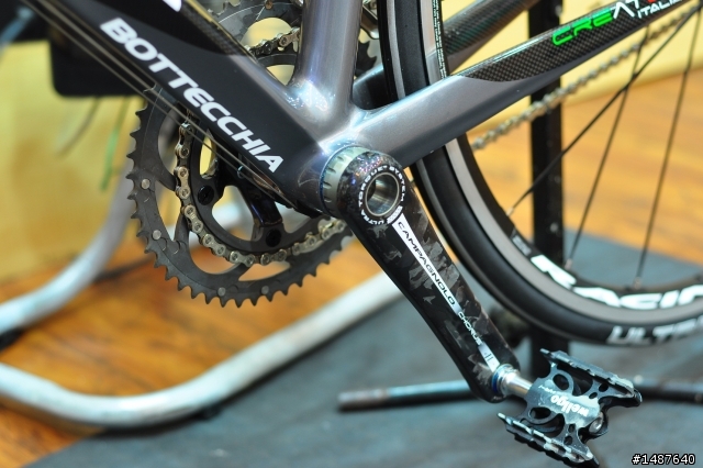 [分享] BOTTECCHIA SP9 CAMPAGNOLO CHORUS FRAME 〝48〞 ROAD BIKE