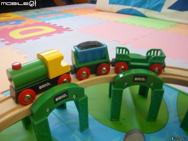 [開箱] 來自瑞典的 BRIO 小火車