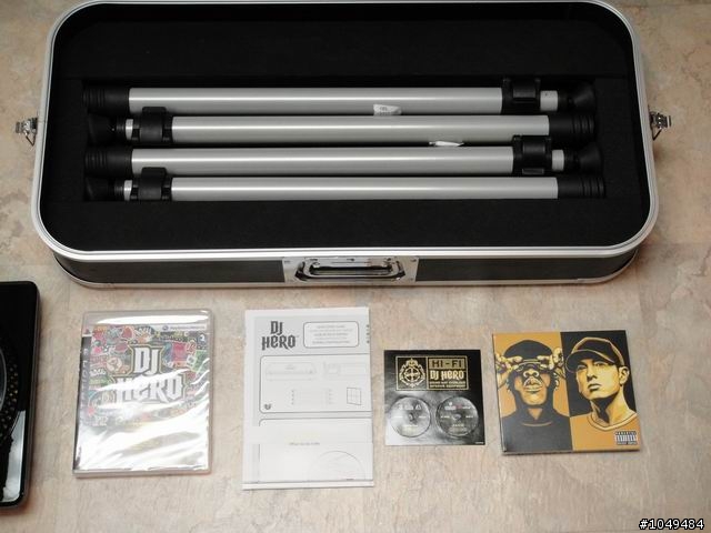 [開箱文] DJ HERO 豪華版 開箱文 RENEGADE EDITION ~~Unboxing~~ ^^