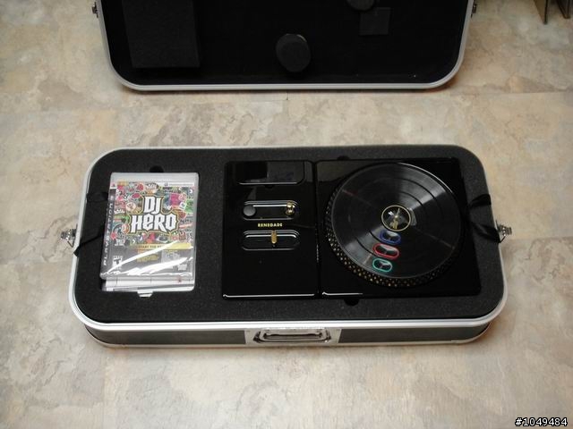[開箱文] DJ HERO 豪華版 開箱文 RENEGADE EDITION ~~Unboxing~~ ^^