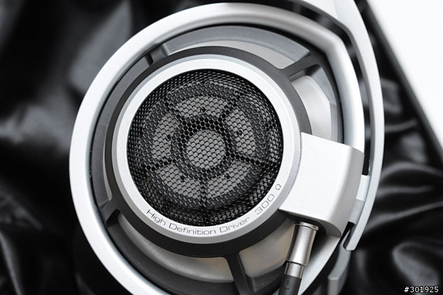 [開箱] 耳機中的逸品~ Sennheiser HD800