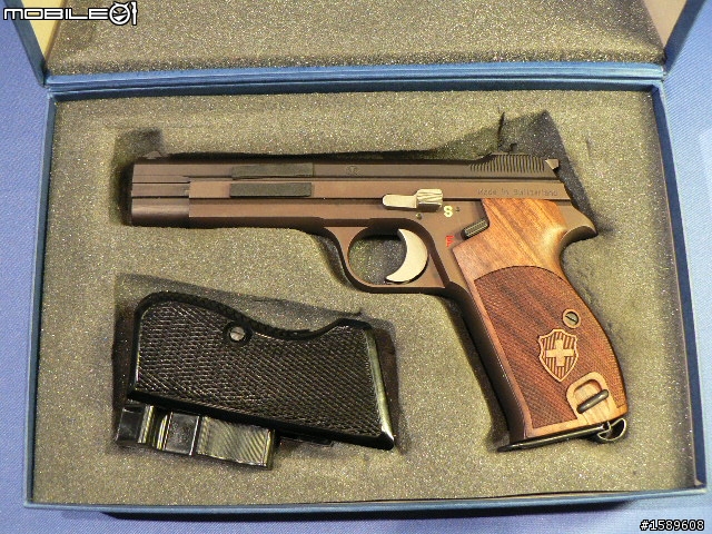 全新開箱-手槍中的極品 SIG P210 (更新在第八頁)