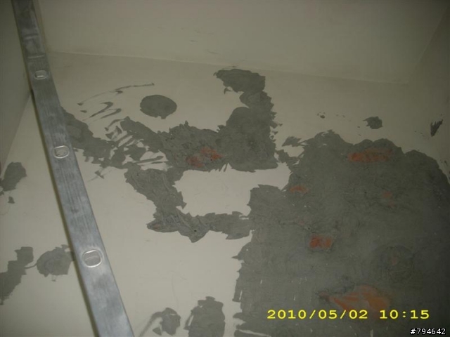 樓梯面牆壁壁癌DIY之現在完成式