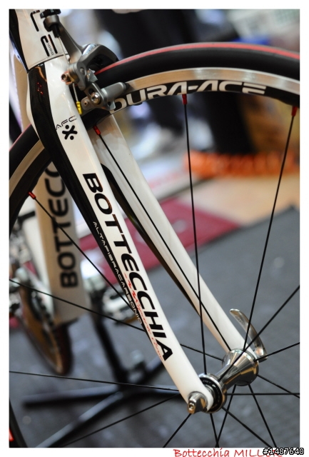 [開箱] BOTTECCHIA MILLE ULTEGRA FRAME 〝44〞 ROAD BIKE