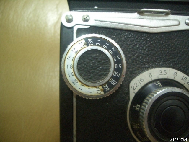 遲了約45年的開箱文  YASHICA-A