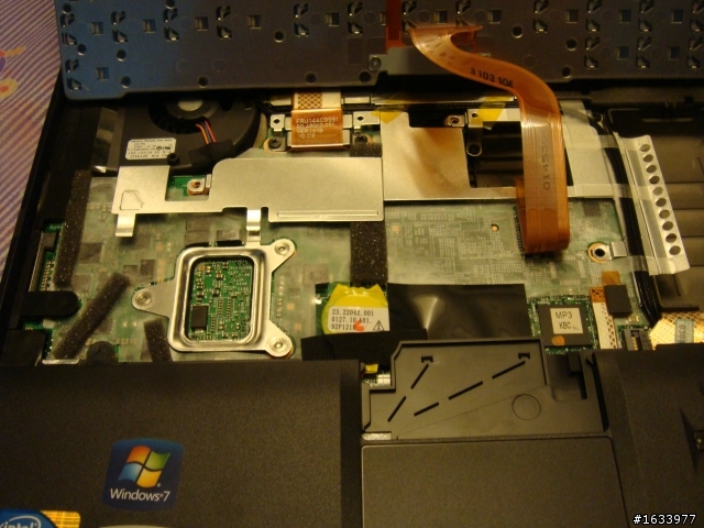 [開箱]ThinkPad X201i KCV 小黑風潮~~都會謎情