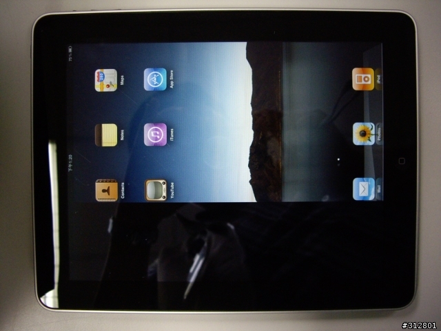 第一天入手的ipad LCD掛點1/3~~