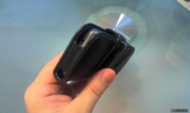 [分享]HTC Android 機王 Desire 皮套分享