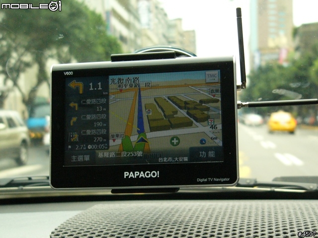 [新機實測]Papago V600實測