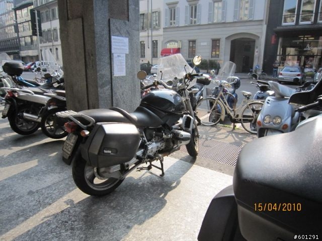 義大利米蘭 街上隨手拍到的機車
