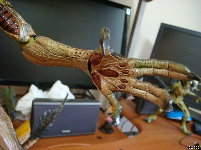 HOT TOYS 1/6比例日本限定完全版BOX AVP2 戰損終極異形
