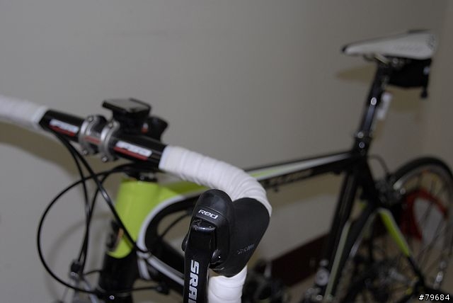 MERIDA 2009 SCULTURA 909-EVO 開箱拉+SIHMANO 熱朔鞋+頂天立地架