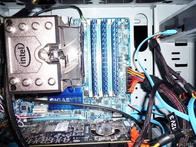 [分享] Intel 六核心電腦開箱分享