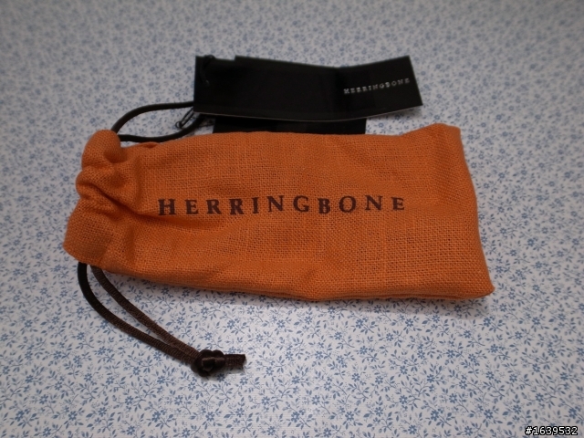 收到恆隆寄來的Herringbone 手腕帶贈品啦~