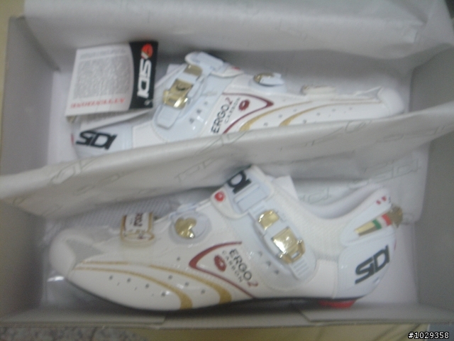 (台灣首發)2010年SIDI Ergo 2 Carbon Lite 50th Anniversary 到手啦!!!!!!!!