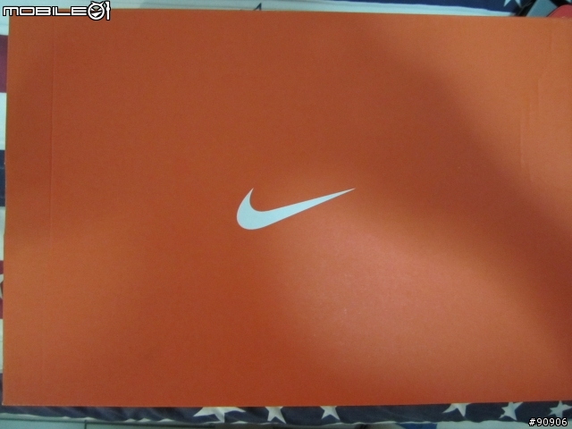 有勾勾的私人訓練家  Nike Sports band [開箱]