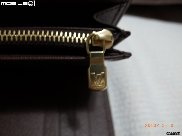 <分享> LV棋盤格紋中夾