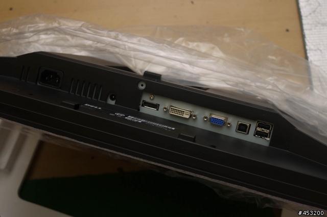 [開箱] DELL U2311H~ 6/2 持續補圖  6/1新增AL2032對照