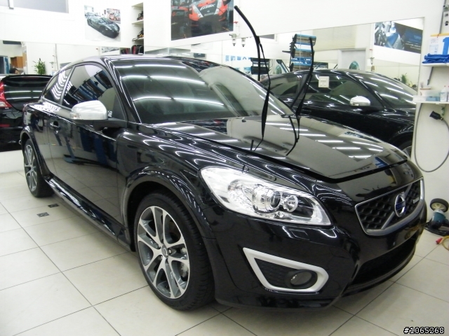 VOLVO C30 與G'ZOX 日本頂級汽車美容美麗的邂逅