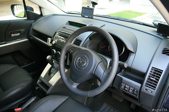 我也來分享 Mazda 5 小開箱