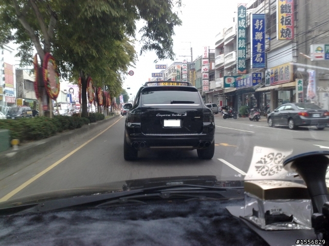 這是傳說中的Cayenne Turbo S嗎