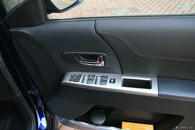 我也來分享 Mazda 5 小開箱