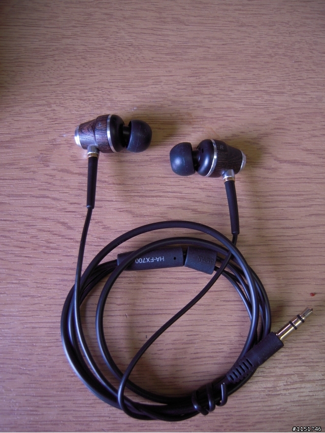 低調的旗艦 -- Victor.JVC HA-FX700