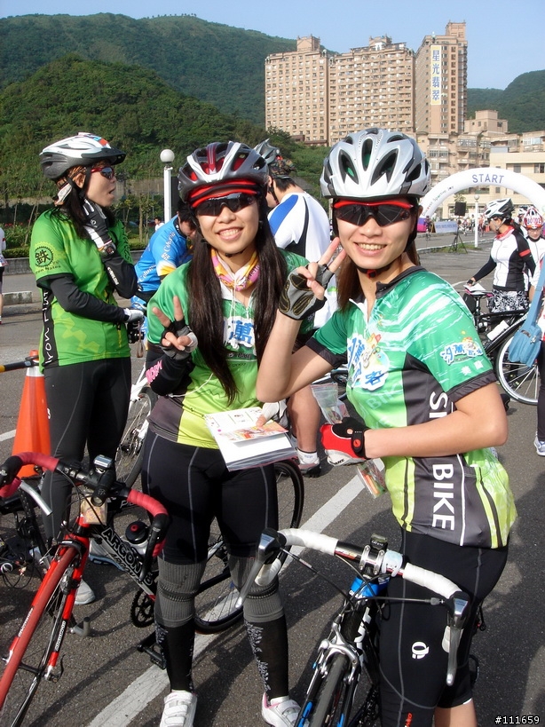 輪耀八拉卡照片來囉