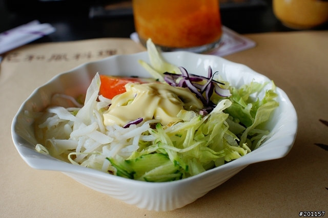 新店曲尺"隱花園"