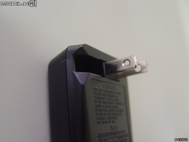 [純開箱]SHARP IG-B20 攜帶型空氣清淨器 變壓器插頭可摺疊好攜帶.附整線器~