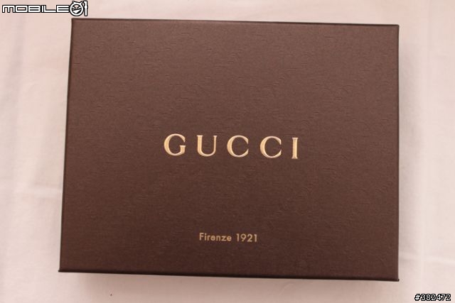 [開箱分享] Gucci 2010 iphone 最新手機皮套 頭暈暈腳軟軟 衝動入手開箱
