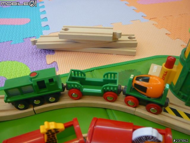 [開箱] 來自瑞典的 BRIO 小火車