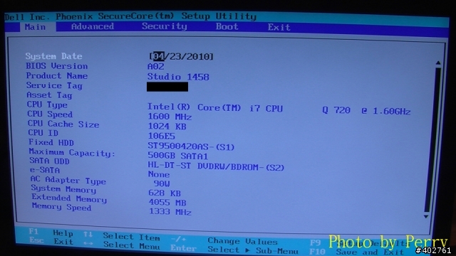 Dell Studio 1458我家的黑貓來開箱也是我的第一篇開箱文