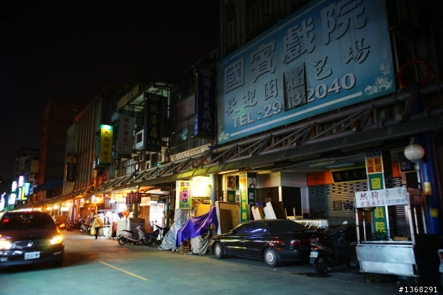 帶著A900來到新店照亮光明街~