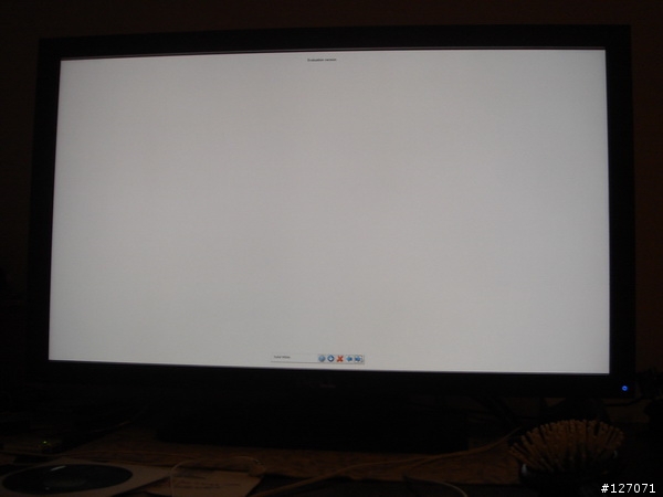 Dell U2711 疑問！